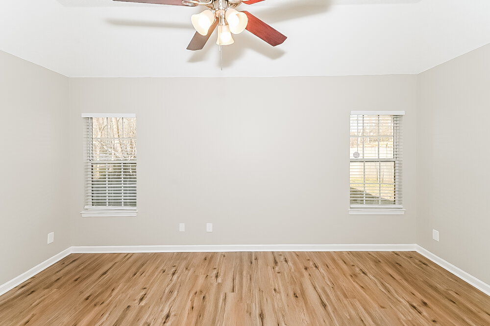 Building Photo - 5333 Doe Ln