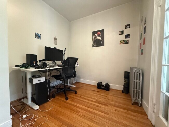 Building Photo - 50 Vinal Ave