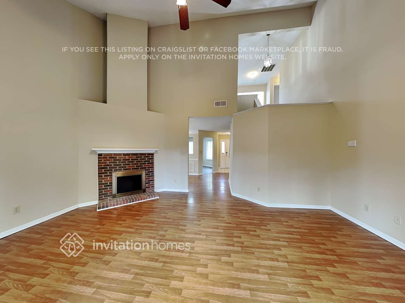 Building Photo - 2225 Sloan Dr