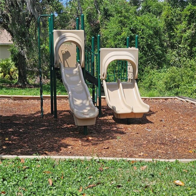 Building Photo - 8110 Villa Grande Ct