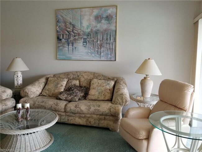 Building Photo - 5716 Deauville Cir