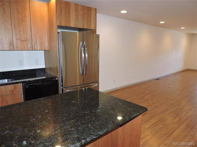 Building Photo - 106 Starbuck Cir