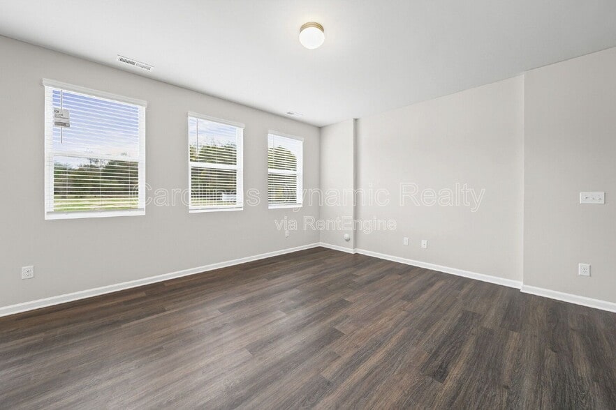 Building Photo - 133 Pumice Dr