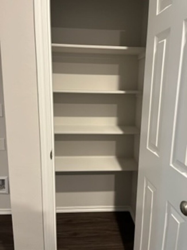 Building Photo - FIRST MONTH FREE - Beautiful New Home!