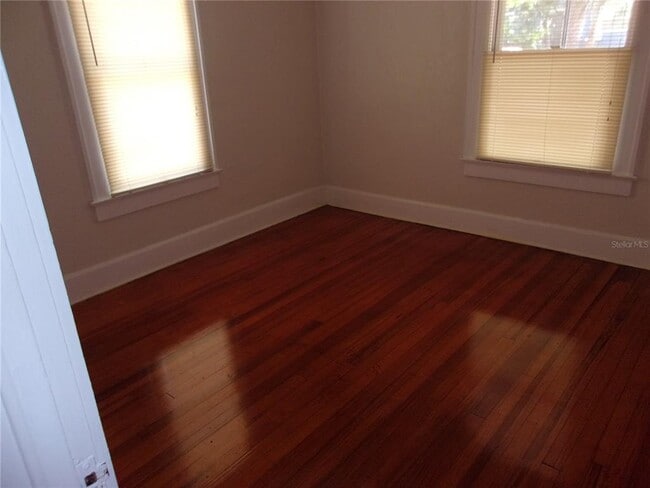 Building Photo - 1182 8th St N