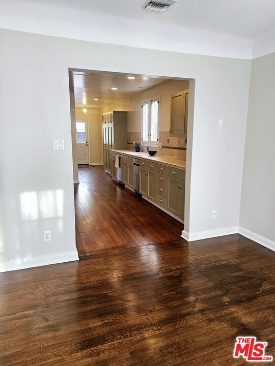 Building Photo - 650 S Gretna Green Way