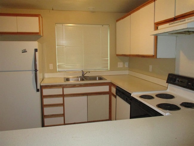 Building Photo - 1246 N Park Ave