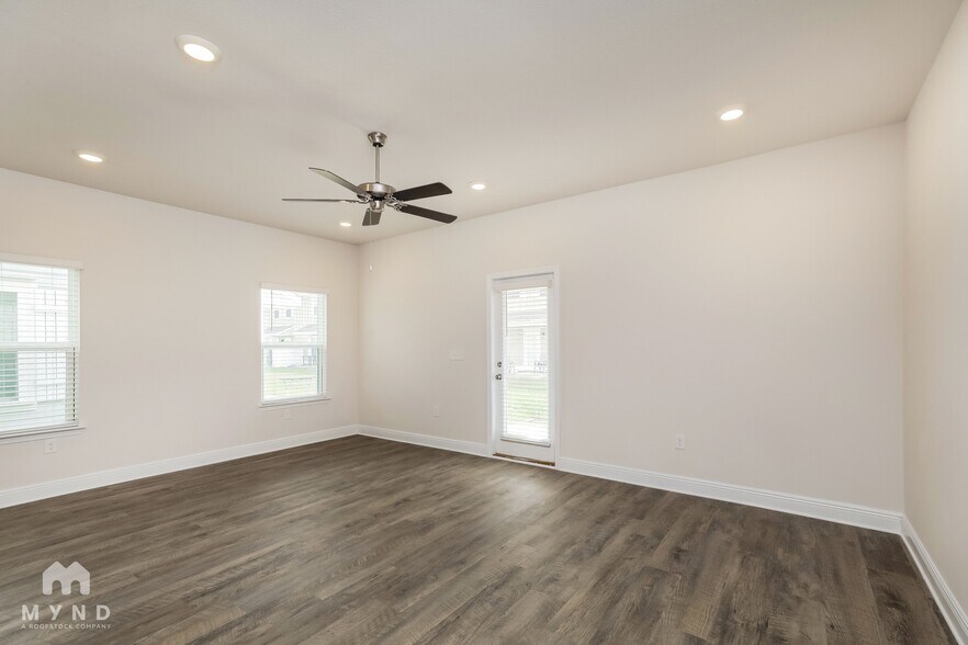 Building Photo - 1655 Caleigh Ct