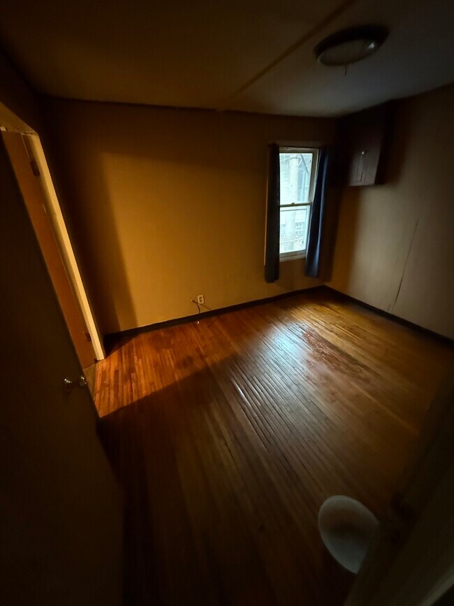 Building Photo - 212 N Horace Ave