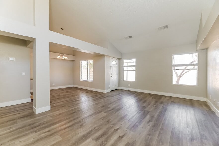 Building Photo - 106 Spinnaker Dr