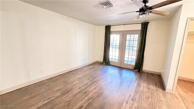 Building Photo - 2783 Carnation Ln