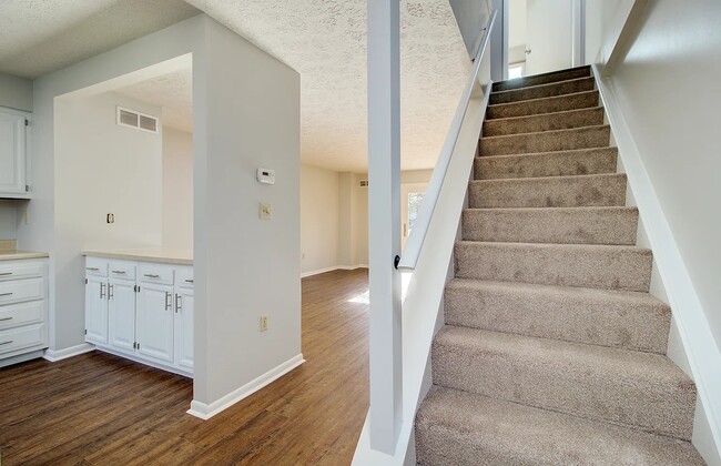 Building Photo - 150 Mosside Loop