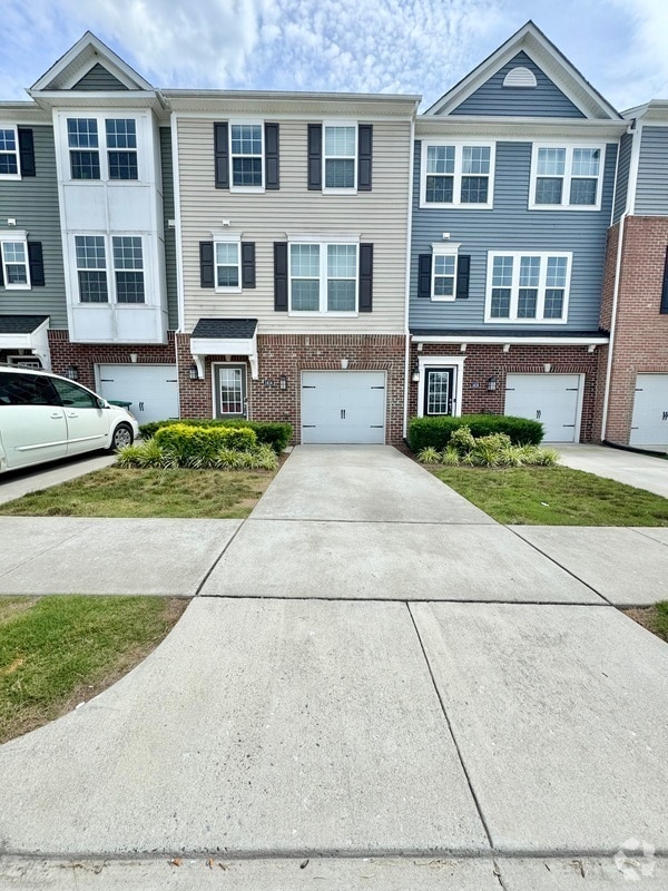 Building Photo - 1414 Whitehurst Way