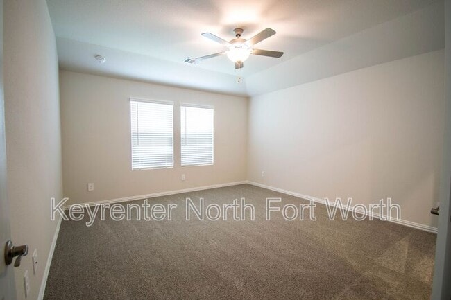 Building Photo - 2106 Dunbar Dr