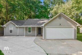 Building Photo - 151 Adrian Dr