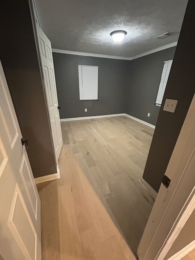 Building Photo - Very Nice Two Bedroom Two Bath Coming SOON!