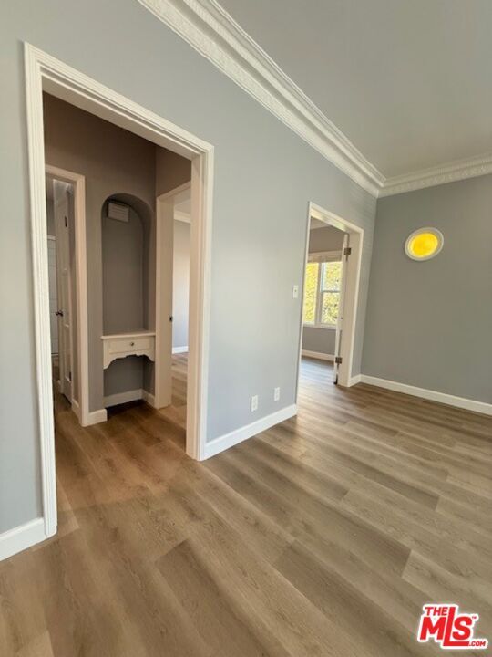 Building Photo - 2830 W 3rd St