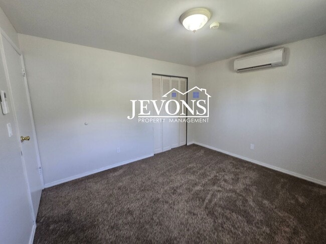 Building Photo - $500 Rent Credit | Spacious 4-bedroom home...
