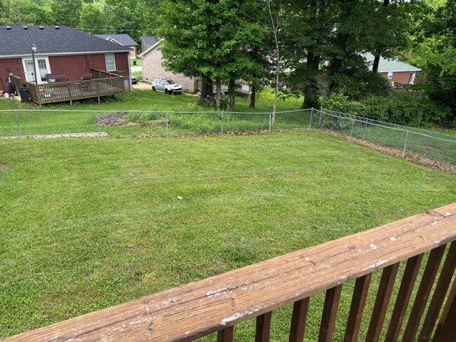 Building Photo - 402 Susannah Ave