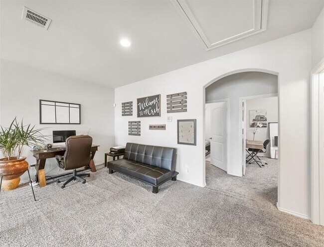 Building Photo - 17023 Canosa Dr