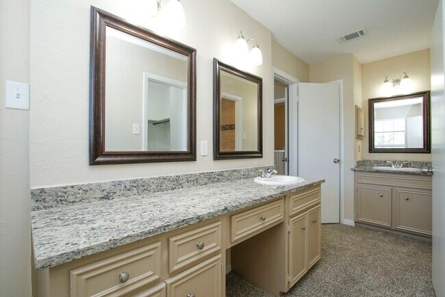 Building Photo - 5429 10th St