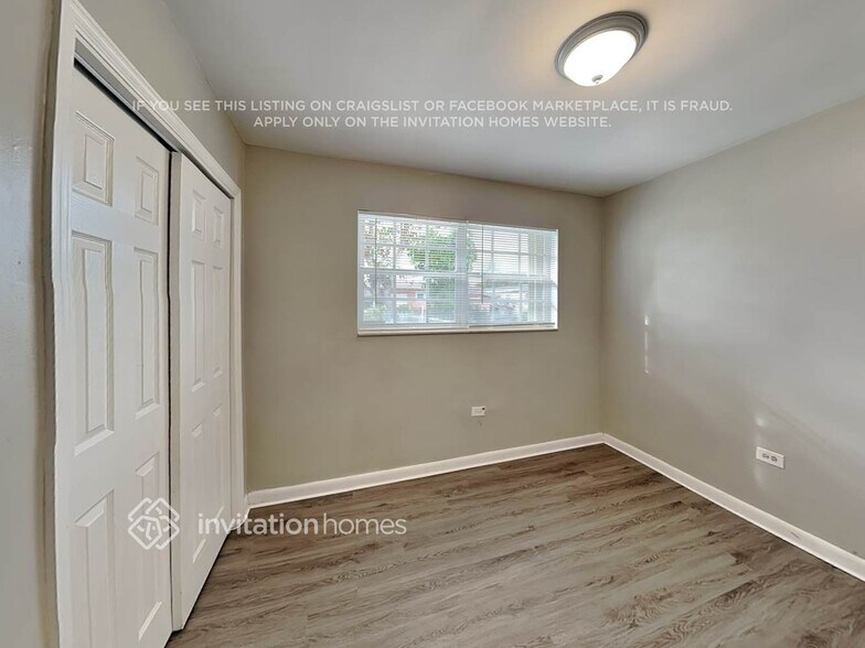 Building Photo - 2712 Alcazar Dr