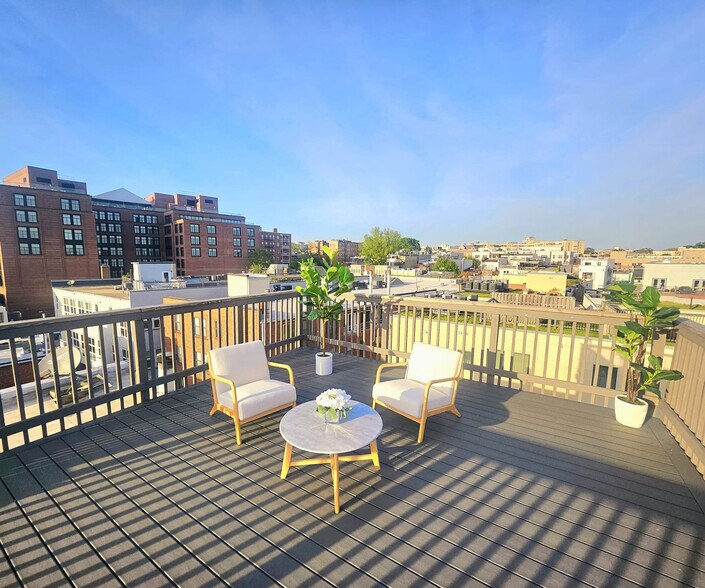 Building Photo - 2439 18th St NW