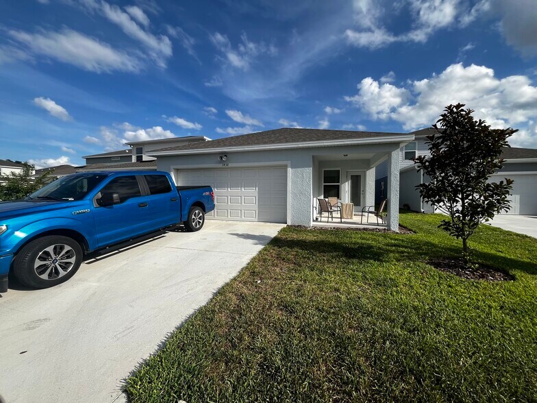 Building Photo - 3438 Orange Rose Loop