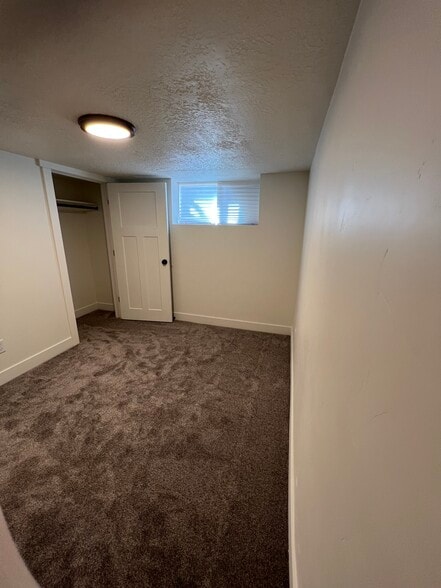Building Photo - 343 N 800 W