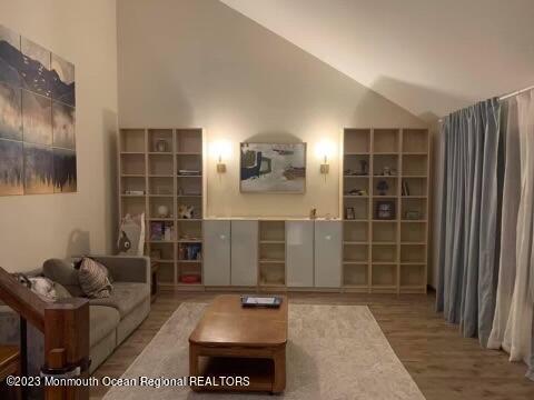 Building Photo - 13 Lawrence Dr