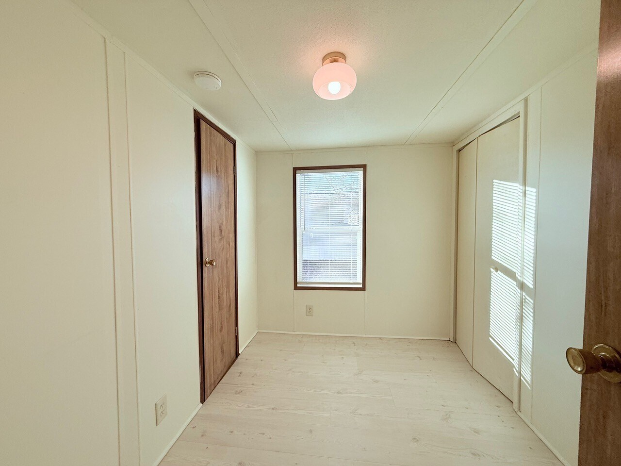 Building Photo - 52335 Harrisburg Ln