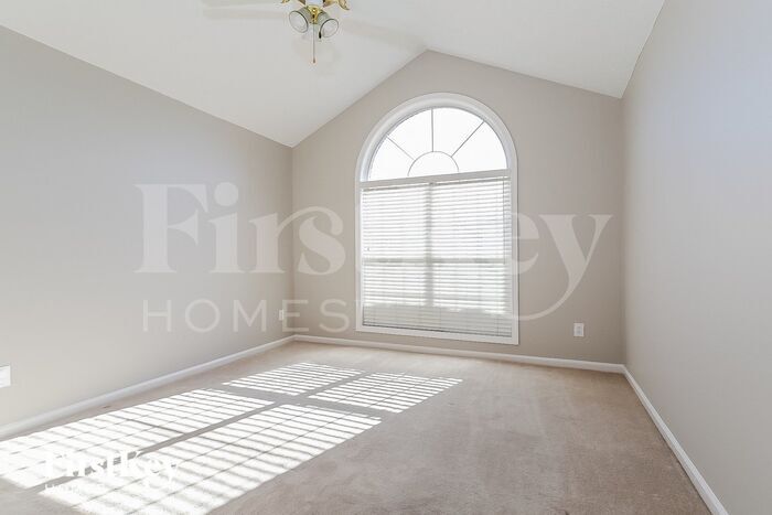 Building Photo - 1643 Mission Park Dr SW