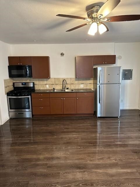 Primary Photo - 6570 5th Ave