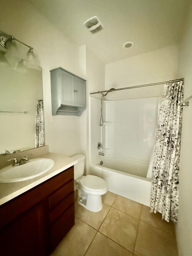 Building Photo - 5428 Animosh Ct