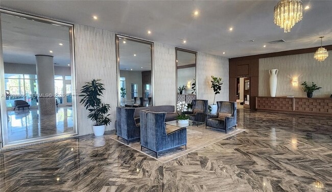 Building Photo - 5401 Collins Ave