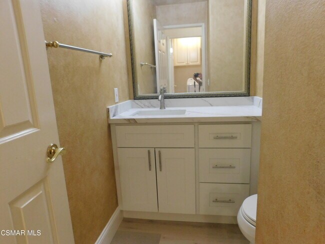 Building Photo - 4887 Santo Dr