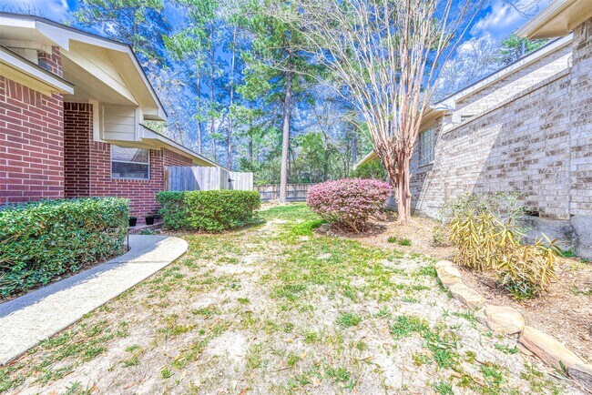 Building Photo - 134 E Foxbriar Forest Cir