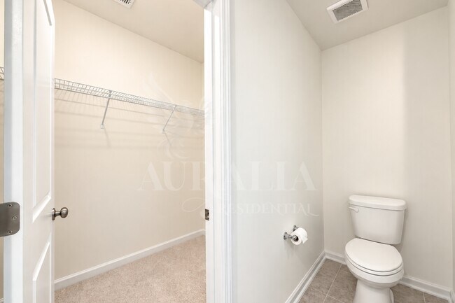 Building Photo - 3210 Gypsum Dr