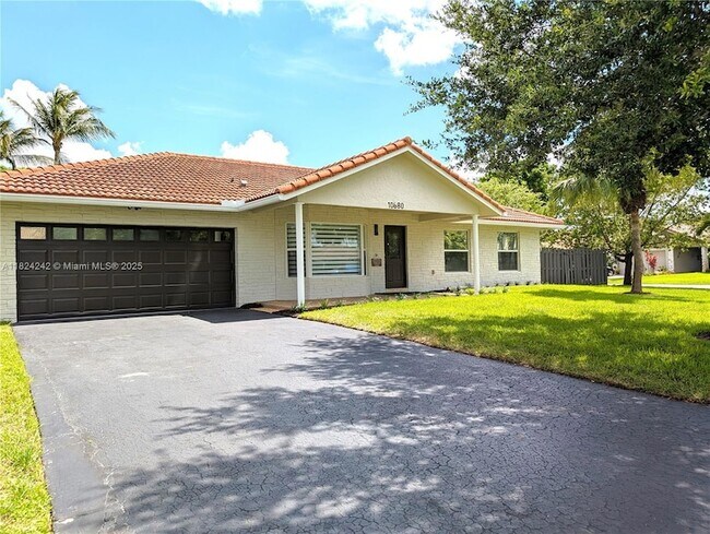 Primary Photo - 10680 NW 6th Ct