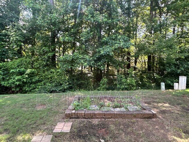 Building Photo - 7833 Cape Charles Dr