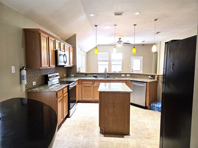 Building Photo - 19031 Golden Heath Ln