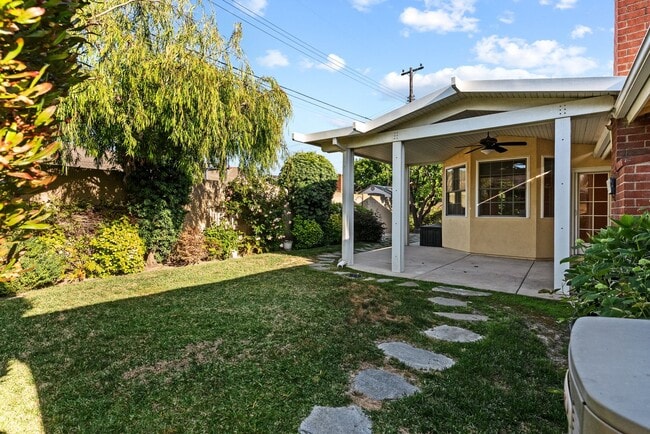 Building Photo - Garden Grove Gem: Your New Home Awaits on ...