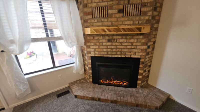 Building Photo - 2675 Springside Ct