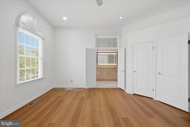 Building Photo - 4018 Dogberry Ln