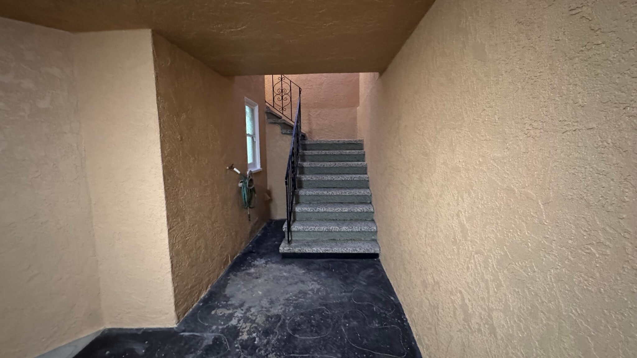 Building Photo - 126 Margaret Ave