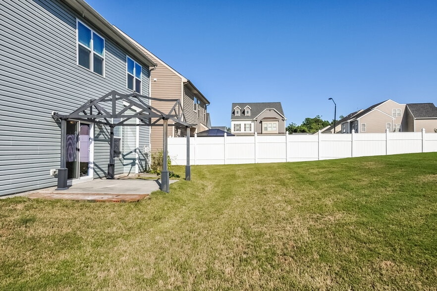 Building Photo - 3970 Massey Run