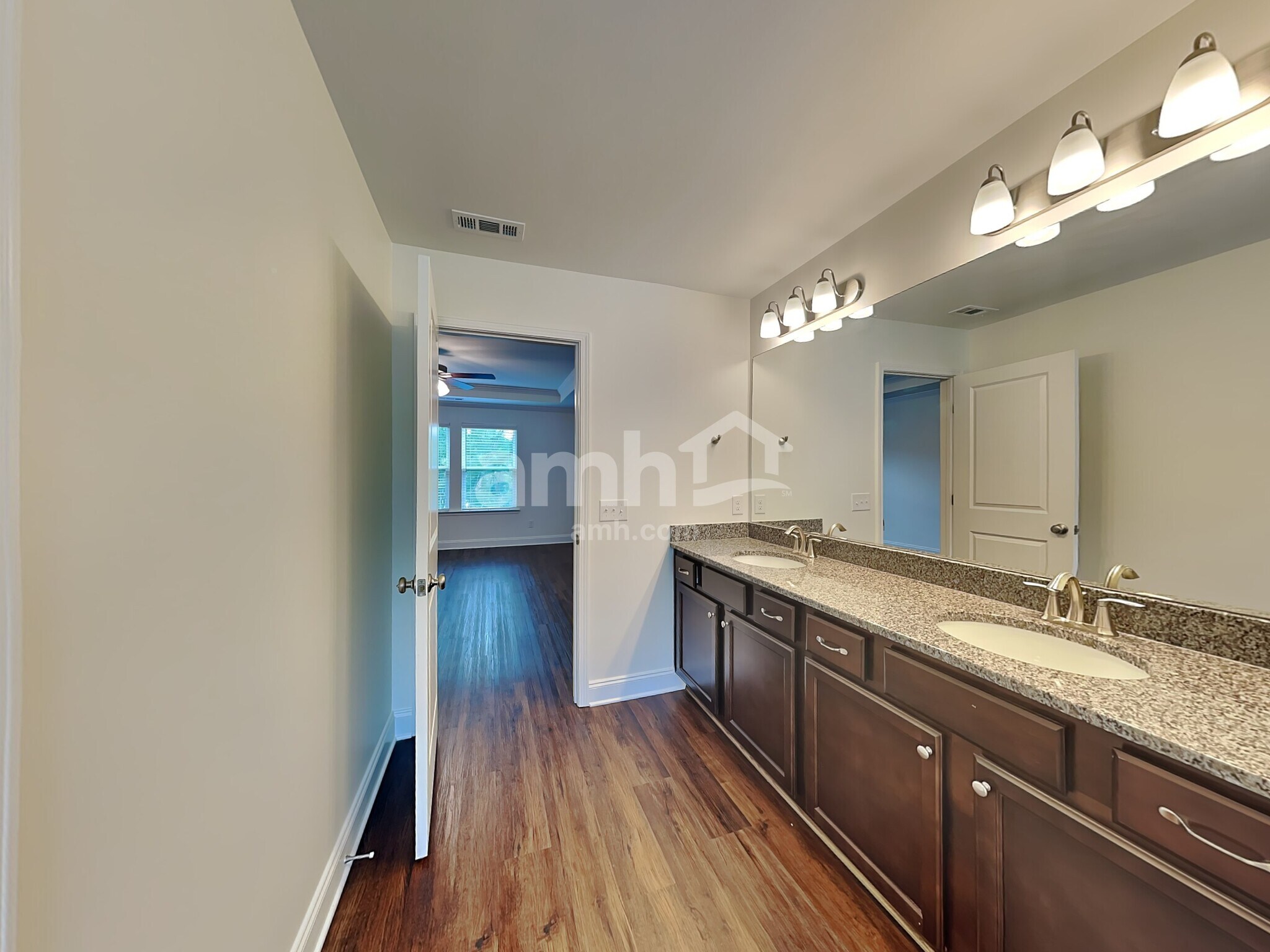 Building Photo - 5964 Hagar Vly Dr
