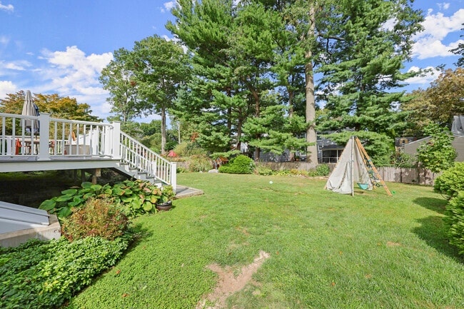 Building Photo - 15 Folwell Rd