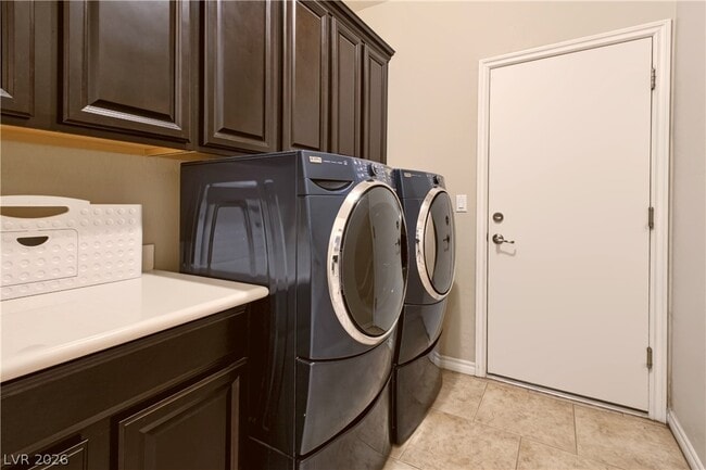 Building Photo - 2668 Bad Rock Cir