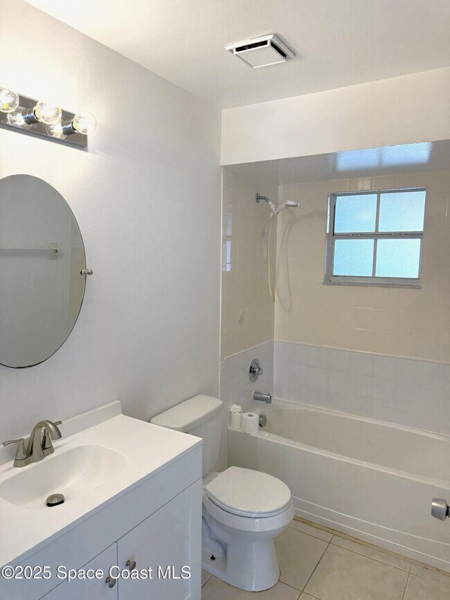 Building Photo - 3193 Brentwood Ln